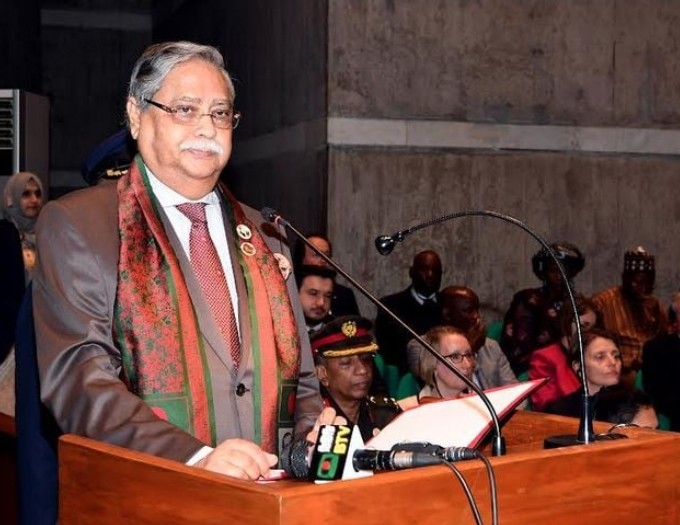 আন্দোলনের নামে অরাজকতা সৃষ্টি করে মানুষের জানমালের ক্ষতিসাধন করতে না পারে, সেদিকে সবাইকে সতর্ক থাকতে হবে- রাষ্ট্রপতি
