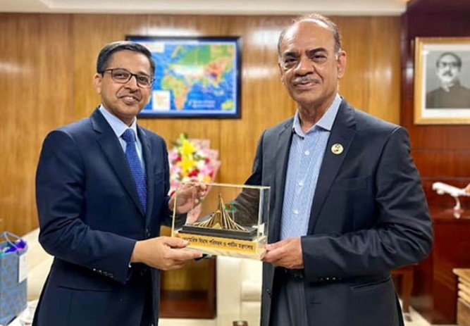 পর্যটক বৃদ্ধির জন্য বাংলাদেশ ও ভারত যৌথভাবে পর্যটন মেলা করবে-মুহাম্মদ ফারুক খান