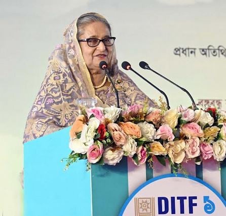 তৈরী পোশাক খাতের মত অন্যান্য রপ্তানি পণ্যকেও গুরুত্ব দিন : শেখ হাসিনা