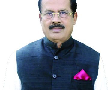 টাঙ্গাইল শাড়ি আমাদের ছিল, আমাদেরই থাকবে: পাটমন্ত্রী