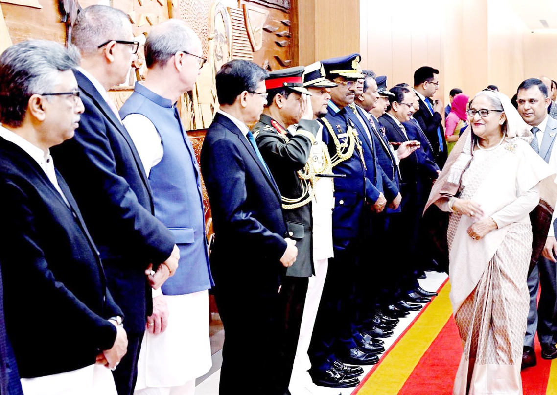জার্মানি সফরে গেলেন প্রধানমন্ত্রী