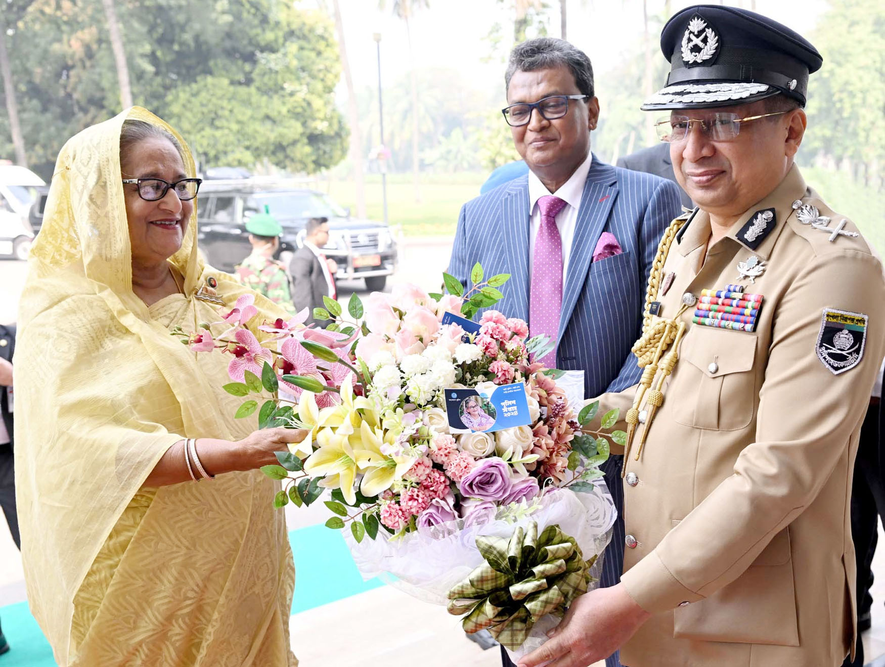 নতুন অপরাধ মোকাবেলায় পুলিশ বাহিনীকে প্রস্তুতি নিতে হবে: প্রধানমন্ত্রী