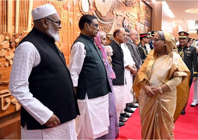 থাইল্যান্ডের পথে প্রধানমন্ত্রী