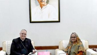 বাংলাদেশ এআইকে স্বাগত জানায় তবে অপব্যবহার রোধে পদক্ষেপ নিতে হবে: প্রধানমন্ত্রী