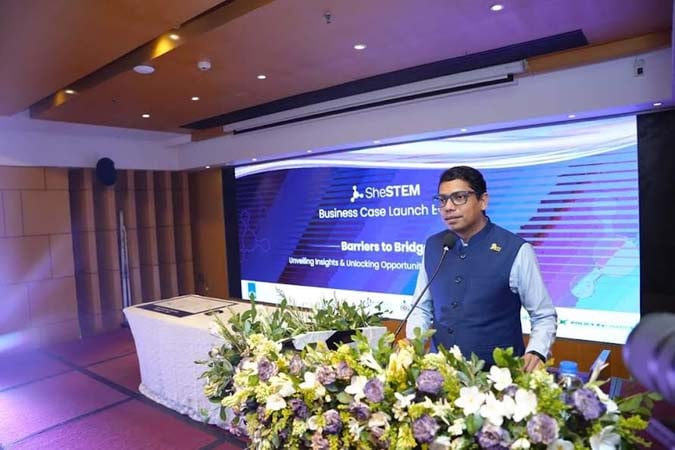 তথ্যপ্রযুক্তি খাতে নারীদের জন্য বিশেষ কোটা চালু করা হবে : পলক