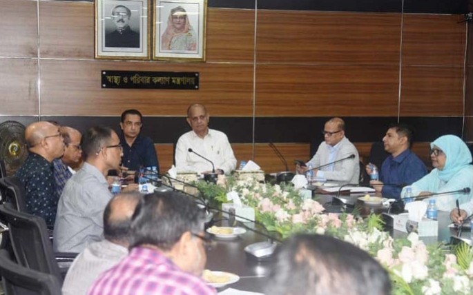 সিলেট বিভাগের বন্যাকবলিত এলাকায় পর্যাপ্ত ওষুধ মজুদ রাখার নির্দেশ স্বাস্থ্যমন্ত্রীর