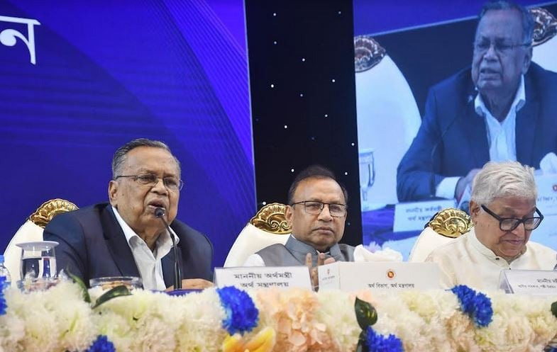 মূল্যস্ফীতি কমে আসবে : বাজেট-উত্তর সংবাদ সম্মেলনে আশাবাদ অর্থমন্ত্রীর