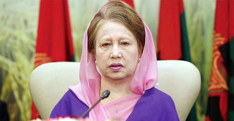 খালেদা জিয়াকে নিয়ে সিনেমা নির্মাণ না করতে লিগ্যাল নোটিশ