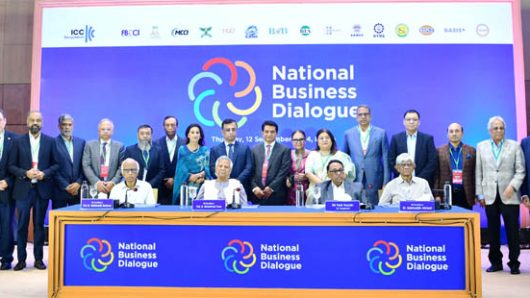 আর কোনো পচন নয়, আমরা সুস্থ, সবল জাতি হিসেবে দাঁড়াতে চাই-প্রধান উপদেষ্টা
