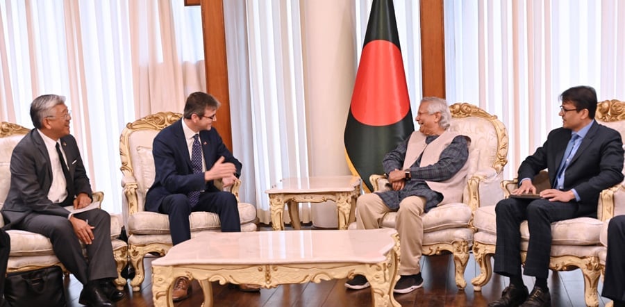 পাচার হওয়া অর্থ ফিরিয়ে আনতে মার্কিন যুক্তরাষ্ট্রের সহযোগিতা চেয়েছেন প্রধান উপদেষ্টা