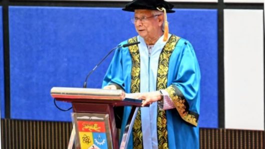 বাংলাদেশ ও মালয়েশিয়া অনেক পথ একসঙ্গে হেঁটেছে: প্রধান উপদেষ্টা