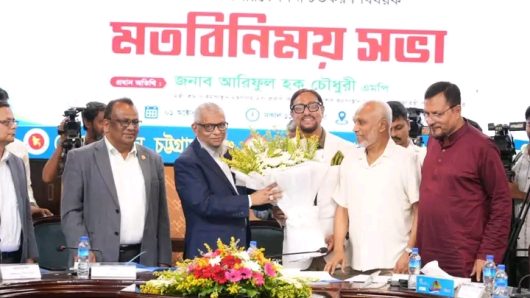 বিগত সরকারের সময়ে শিল্প-কারখানার নামে ব্যাংক ঋণ নিয়ে হাজার হাজার কোটি টাকা পাচার করা হয়েছে- আরিফুল হক চৌধুরী